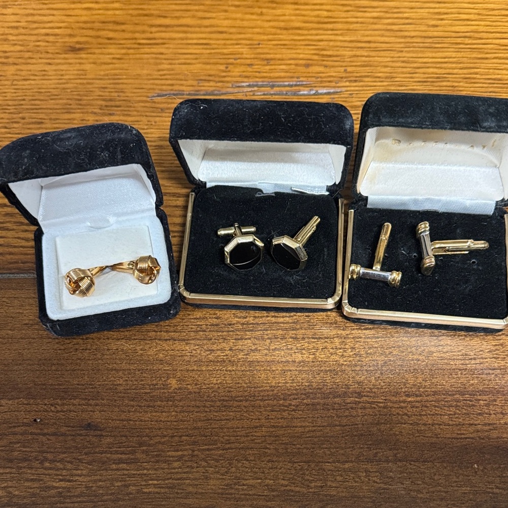 Elegant Gold and Black Cufflinks Set
